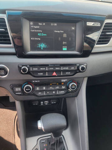 2018 Kia Niro LX