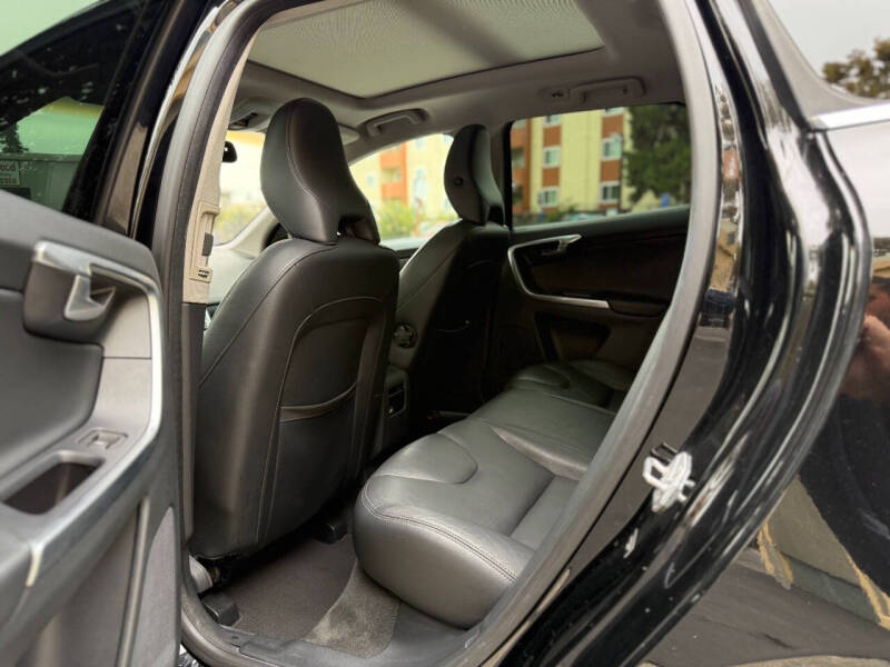 2015 Volvo XC60 3.2 Premier Plus