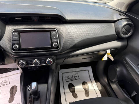 2024 Nissan Kicks S