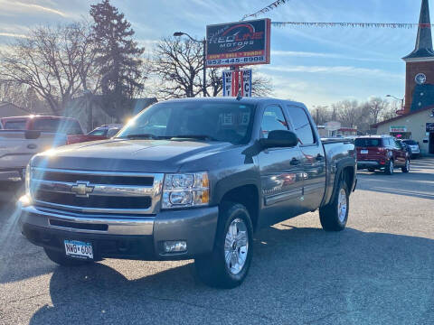 2009 Chevrolet Silverado 1500 for sale at Shakopee Redline Motors in Shakopee MN