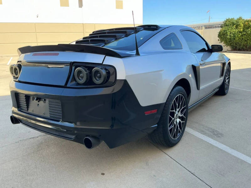 2014 Ford Mustang V6