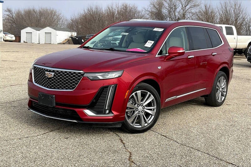 Used 2023 Cadillac XT6 Premium Luxury with VIN 1GYKPDRS8PZ143066 for sale in Montevideo, Minnesota