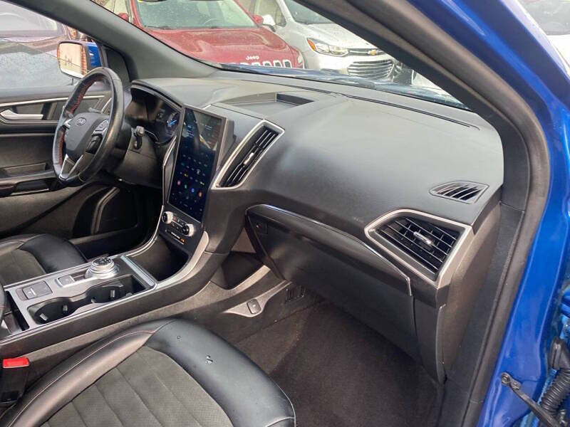 2022 Ford Edge ST-Line