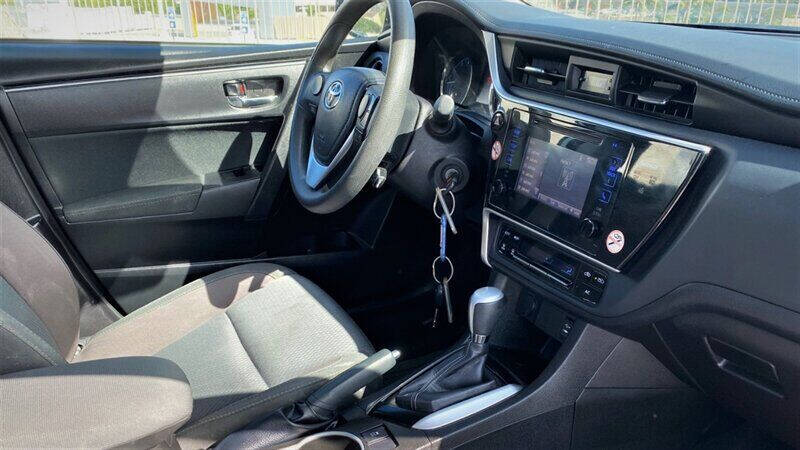 2017 Toyota Corolla LE