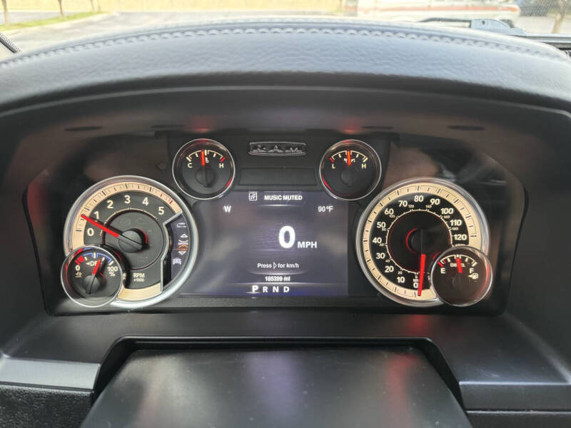 2016 RAM 1500 Laramie