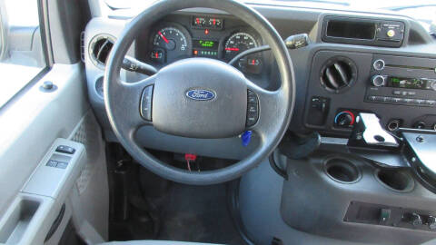 2013 Ford E-Series E-350 SD