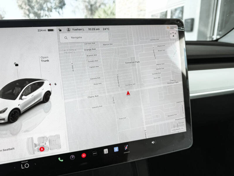 2025 Tesla Model Y Performance