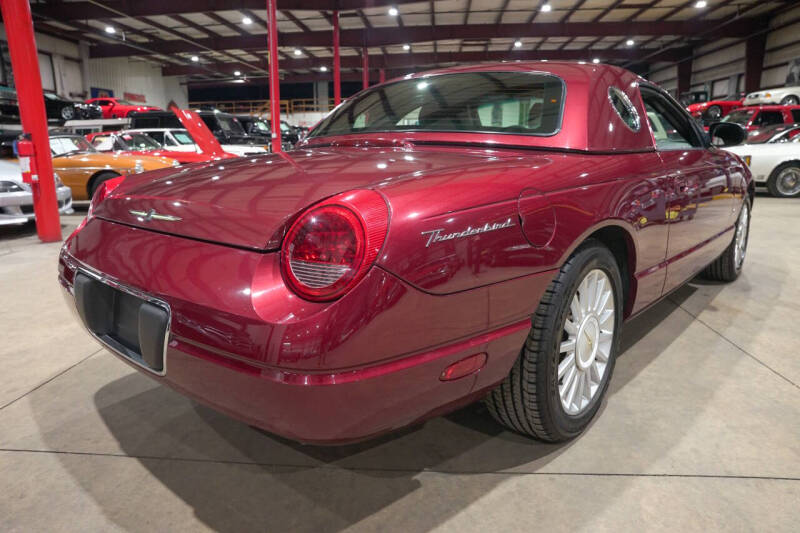 2004 Ford Thunderbird Deluxe