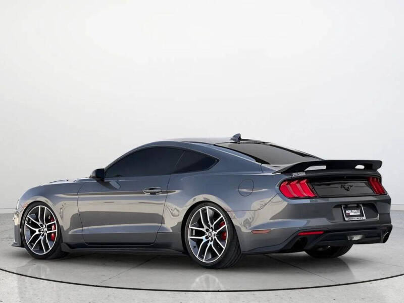 2022 Ford Mustang EcoBoost