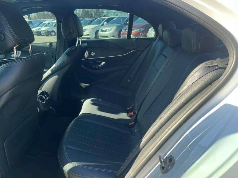 2019 Mercedes-Benz E-Class E 300