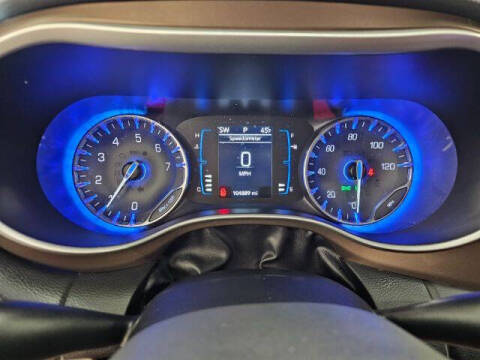 2017 Chrysler Pacifica Touring-L