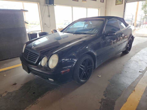 2000 Mercedes-Benz CLK for sale at PYRAMID MOTORS - Pueblo Lot in Pueblo CO