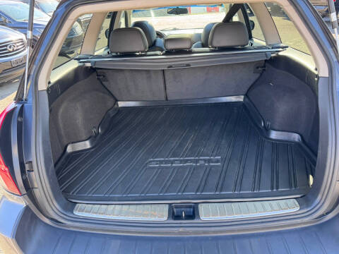 2009 Subaru Outback 2.5XT Limited