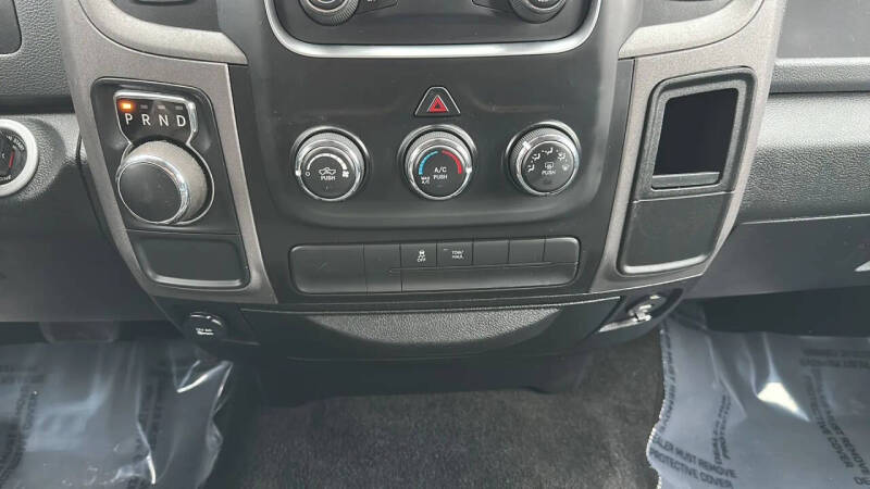 2017 RAM 1500 Express