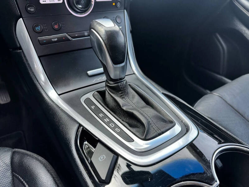 2016 Ford Edge Titanium