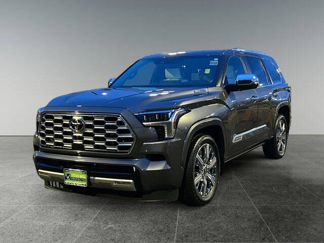 2025 Toyota Sequoia SR5