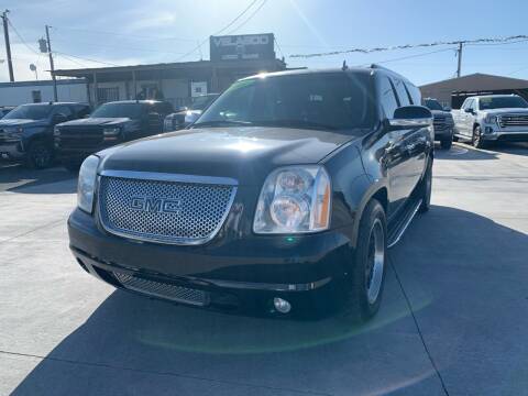 2007 GMC Yukon XL for sale at Velascos Used Car Sales in Hermiston OR