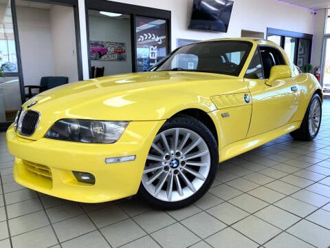 2001 BMW Z3 for sale at SAINT CHARLES MOTORCARS in Saint Charles IL