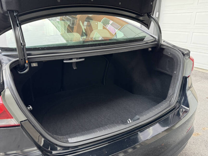 2017 Hyundai Elantra Value Edition