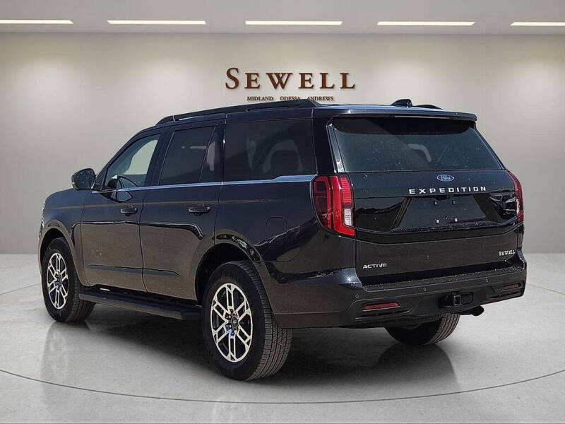 2026 Ford Expedition Active