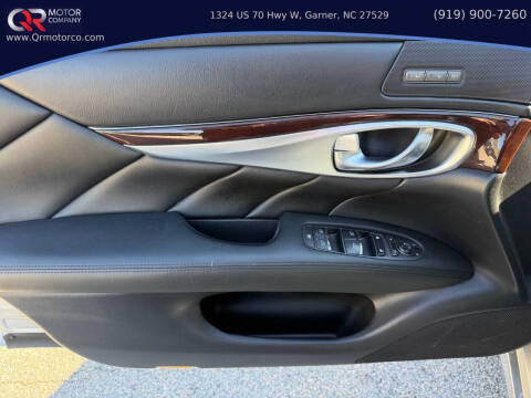 2015 Infiniti Q70L 3.7