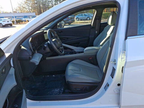 2024 Hyundai Elantra Hybrid Limited