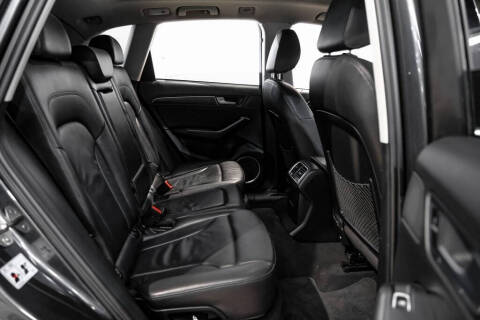 2017 Audi Q5 2.0T quattro Premium Plus