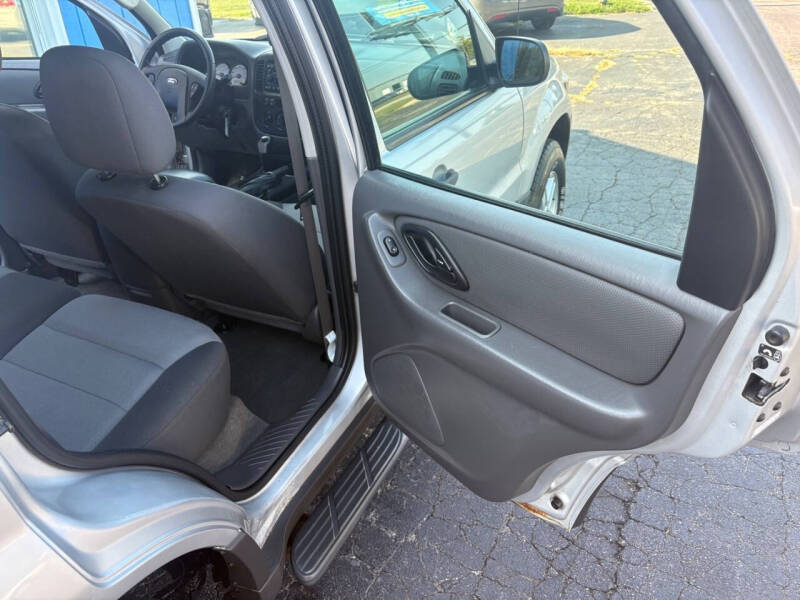 2007 Ford Escape XLS