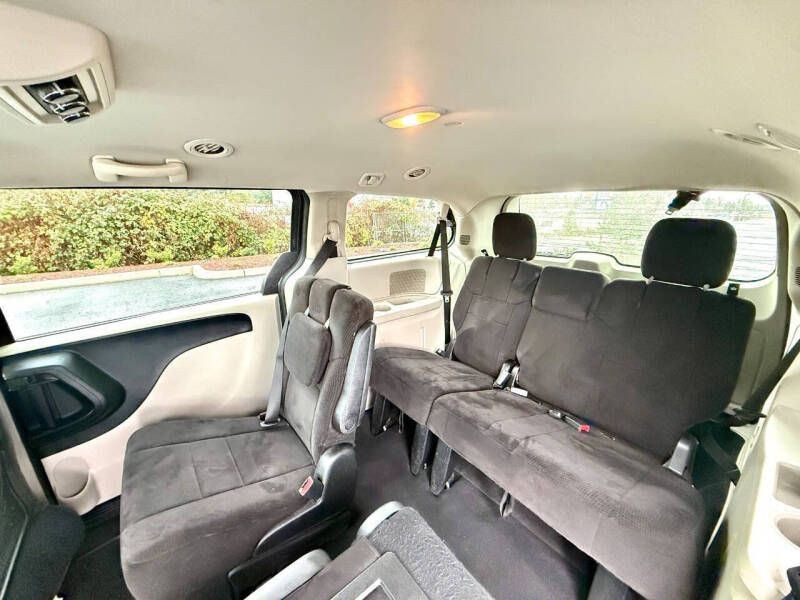 2012 Dodge Grand Caravan SE