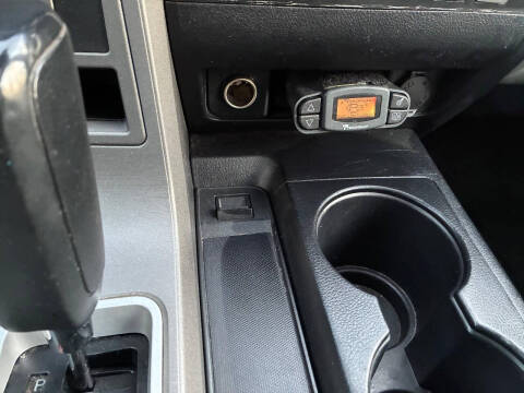 2013 Toyota Sequoia SR5