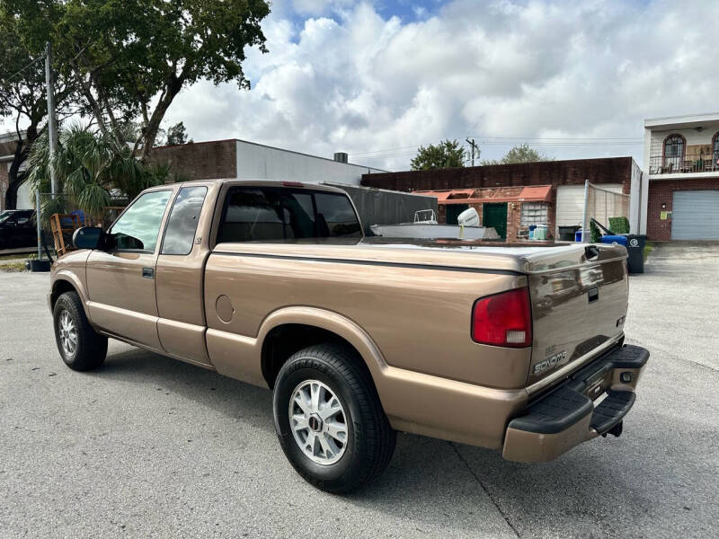 2003 GMC Sonoma null photo 13