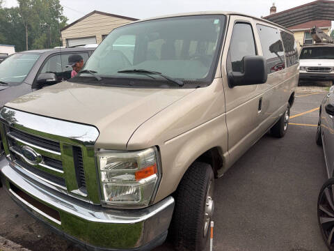 2012 Ford E-Series E-350 SD XLT