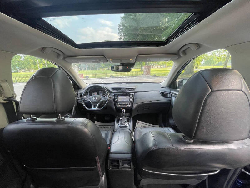 2017 Nissan Rogue SL