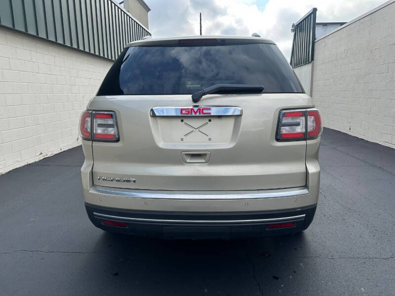 2015 GMC Acadia SLE-2