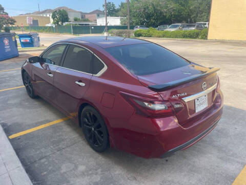 2017 Nissan Altima 2.5 SR