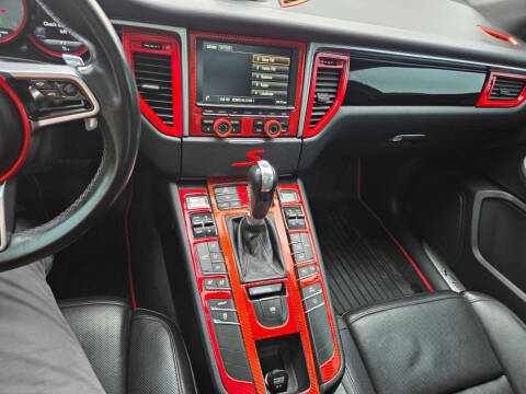 2016 Porsche Macan S