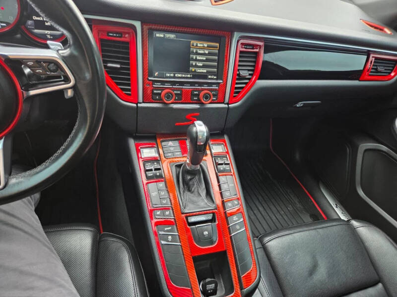 2016 Porsche Macan S