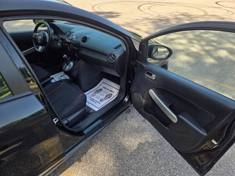2012 Mazda MAZDA2 Touring