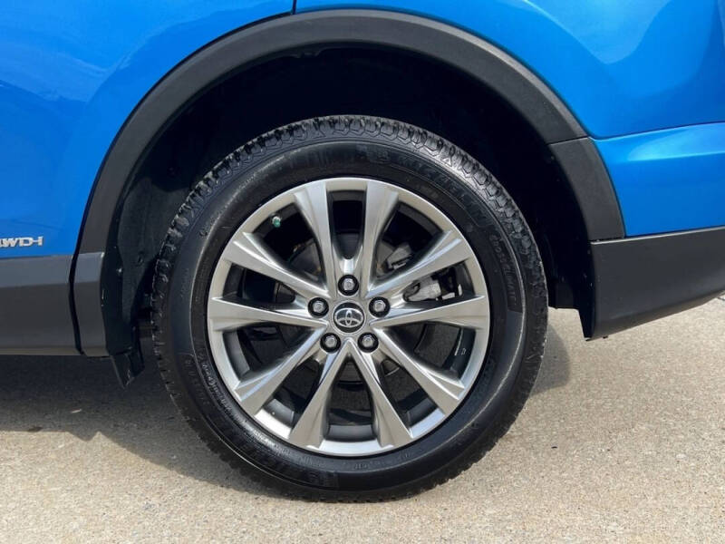 2016 Toyota RAV4 Hybrid Limited