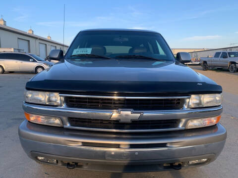 2002 Chevrolet Suburban for sale at Star Motors in Brookings SD