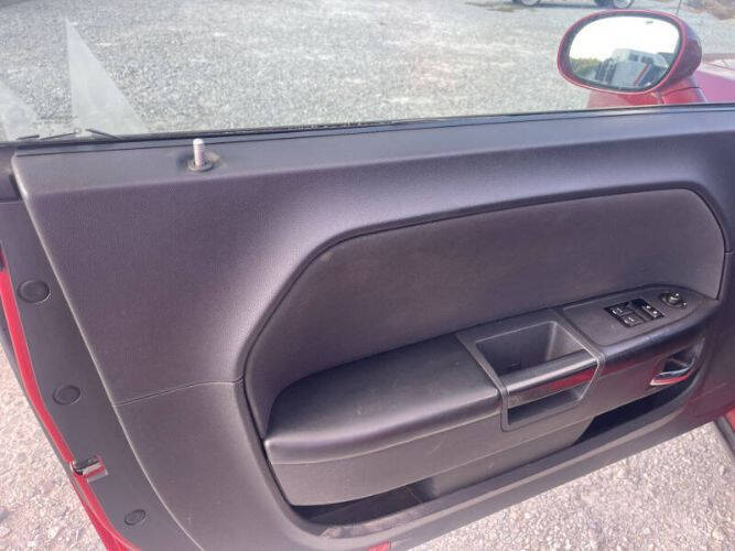 2012 Dodge Challenger SXT