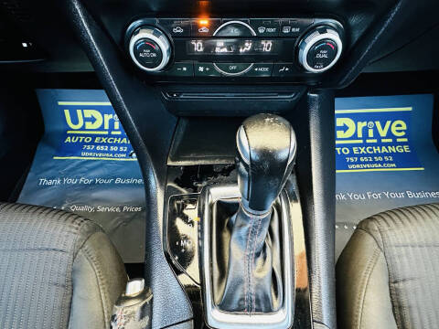 2015 Mazda MAZDA3 i Touring