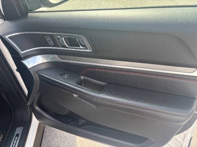 2016 Ford Explorer Sport