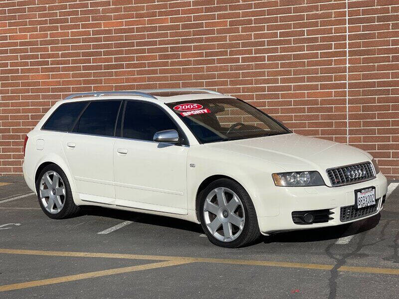 2005 Audi S4 Avant quattro