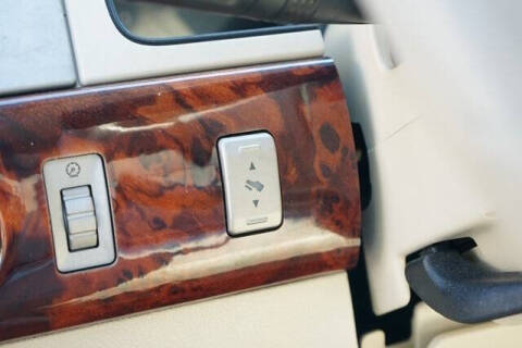 2004 Lincoln Navigator Luxury