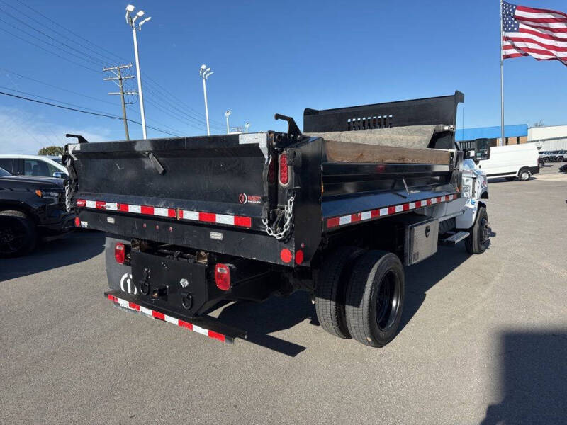 2023 Chevrolet Silverado 6500HD