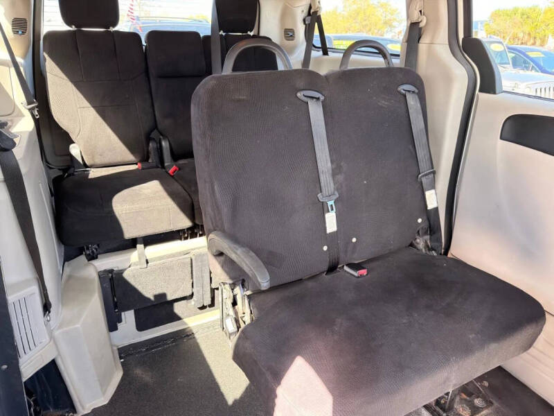 2011 Dodge Grand Caravan Express