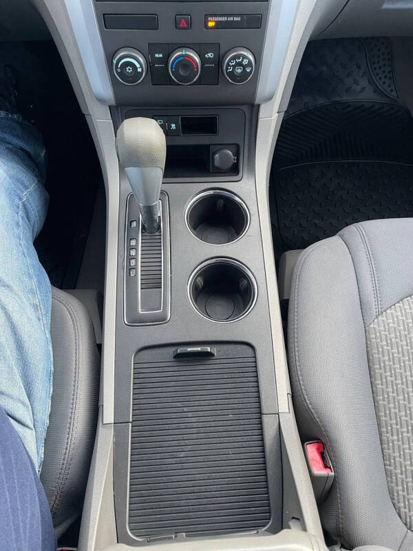 2011 Chevrolet Traverse LS