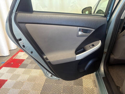 2014 Toyota Prius Two