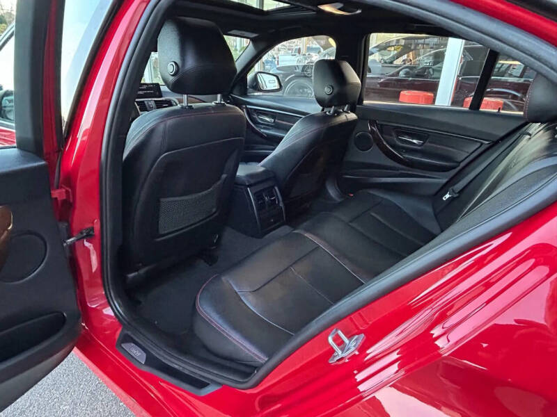 2015 BMW 3 Series 328i